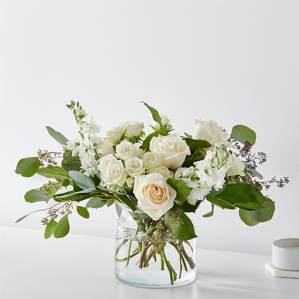 Fresh Linen Bouquet – COUNTRY PEDDLER FLORAL & GIFT, Savanna IL