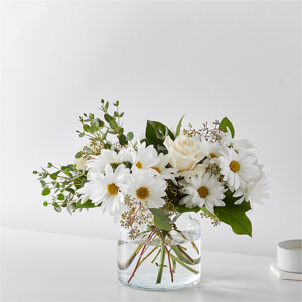 Fresh Linen Bouquet – COUNTRY PEDDLER FLORAL & GIFT, Savanna IL