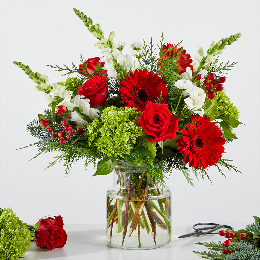 Merry Moment Bouquet – A Florist Original – COUNTRY PEDDLER FLORAL & GIFT, Savanna IL