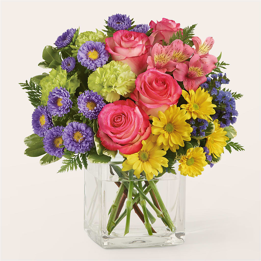 Candy Jar Bouquet – COUNTRY PEDDLER FLORAL & GIFT, Savanna IL