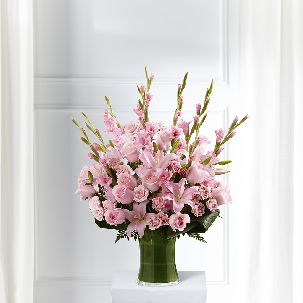 Lovely Tribute Bouquet – COUNTRY PEDDLER FLORAL & GIFT, Savanna IL