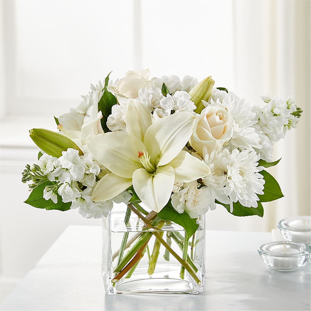Gentle Breeze Bouquet – COUNTRY PEDDLER FLORAL & GIFT, Savanna IL
