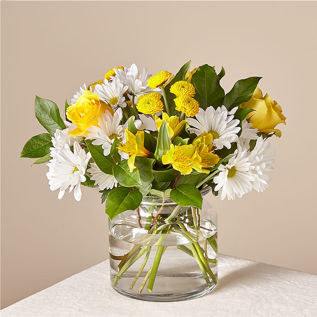 Sunny Sentiments Bouquet – COUNTRY PEDDLER FLORAL & GIFT, Savanna IL