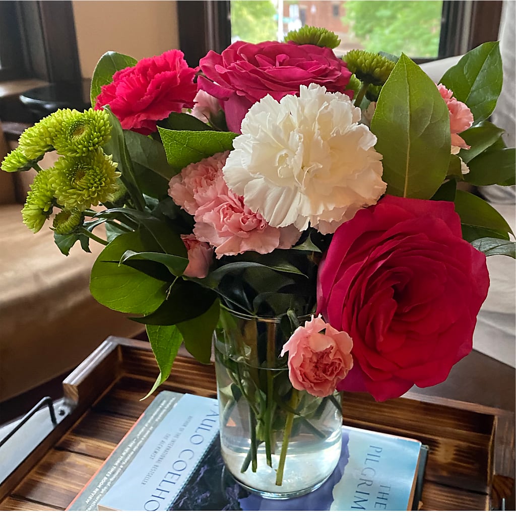 Sweet & Pretty Bouquet – COUNTRY PEDDLER FLORAL & GIFT, Savanna IL