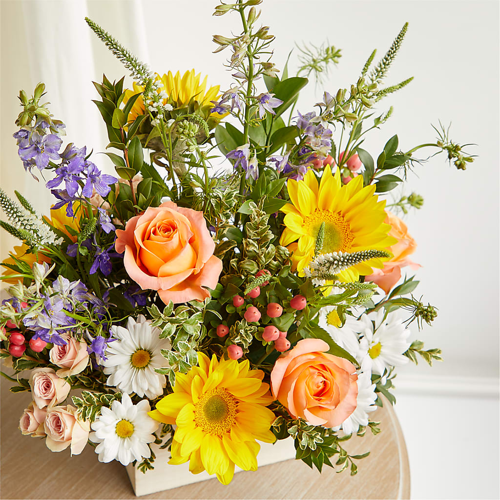 The Good Life Bouquet – COUNTRY PEDDLER FLORAL & GIFT, Savanna IL