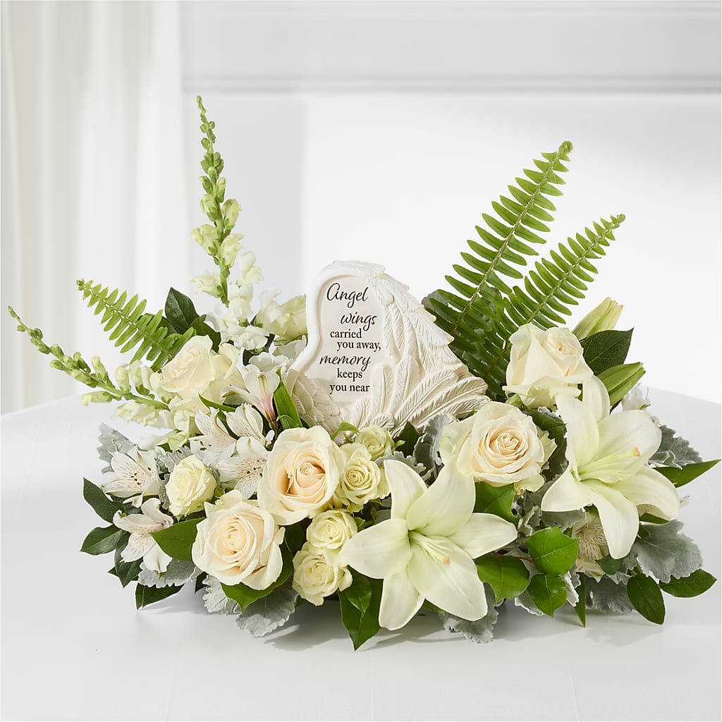 Holding You Close Arrangement – COUNTRY PEDDLER FLORAL & GIFT, Savanna IL