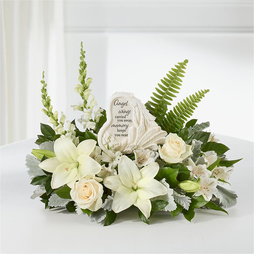 Holding You Close Arrangement – COUNTRY PEDDLER FLORAL & GIFT, Savanna IL