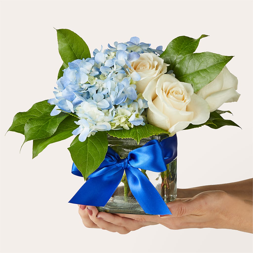 Sky Blue Delight Bouquet – COUNTRY PEDDLER FLORAL & GIFT, Savanna IL