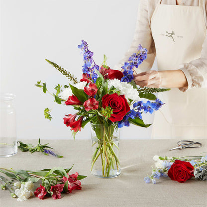 Star Spangled - A Florist Original – COUNTRY PEDDLER FLORAL & GIFT, Savanna IL