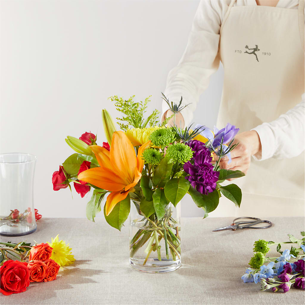 Summer Spectra - A Florist Original – COUNTRY PEDDLER FLORAL & GIFT, Savanna IL