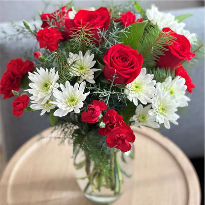 Seasonal Magic Bouquet – COUNTRY PEDDLER FLORAL & GIFT, Savanna IL