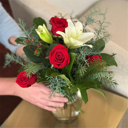 Glittering Lights Bouquet – COUNTRY PEDDLER FLORAL & GIFT, Savanna IL