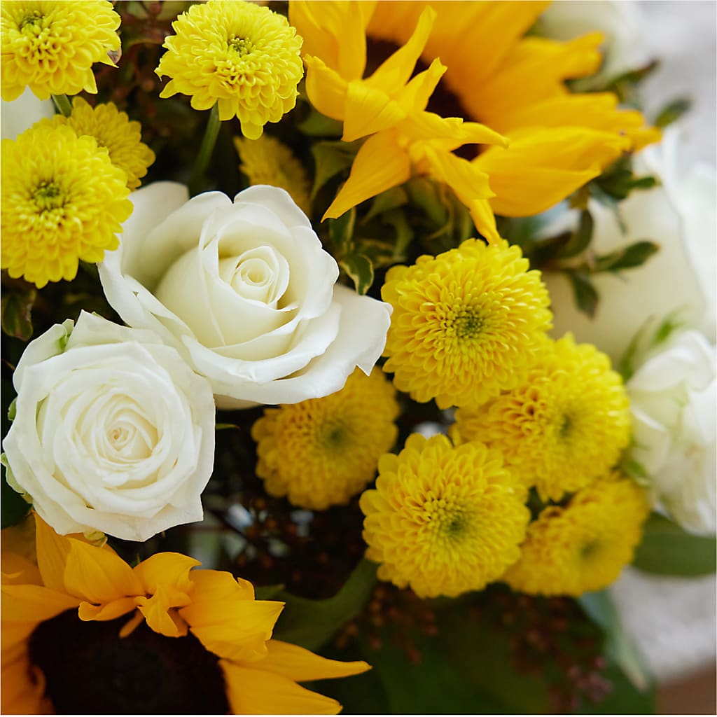 Luminous Morning Bouquet – COUNTRY PEDDLER FLORAL & GIFT, Savanna IL