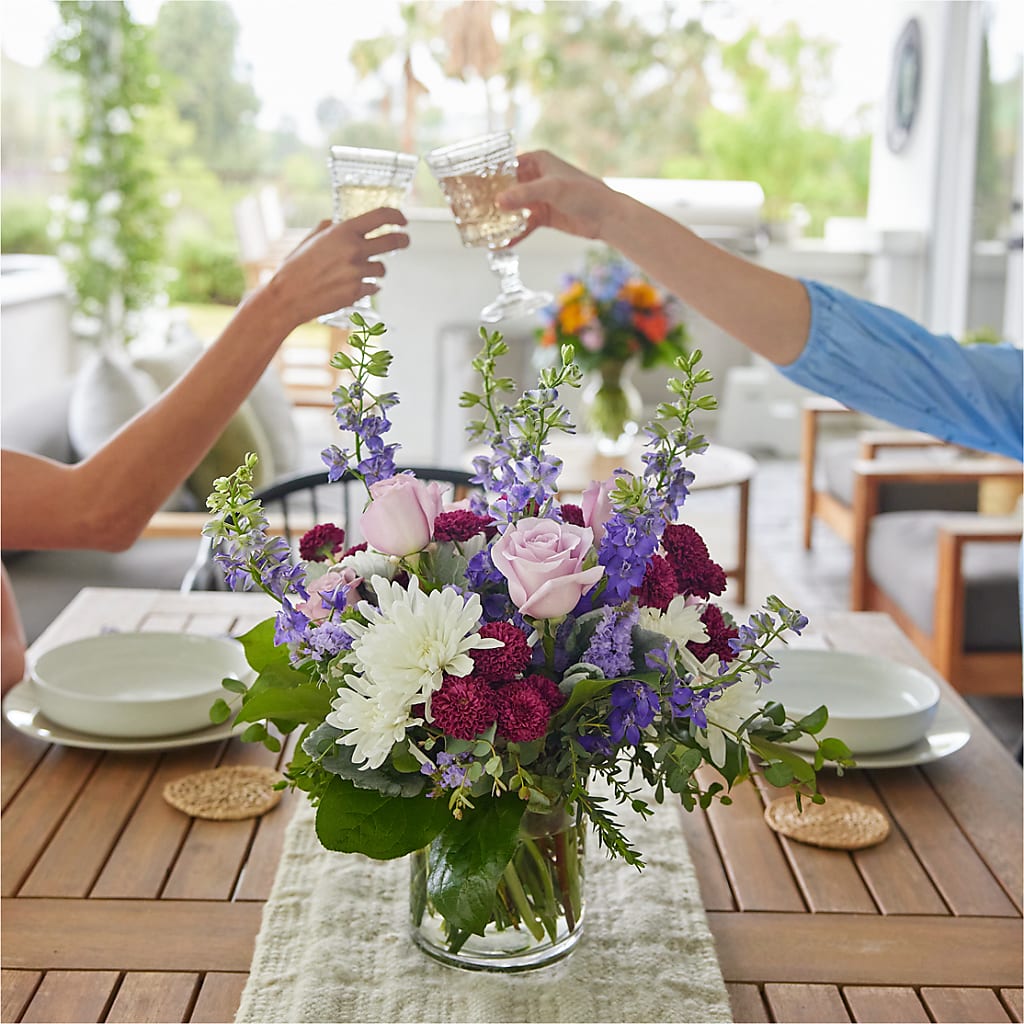 Violet Frost Bouquet – COUNTRY PEDDLER FLORAL & GIFT, Savanna IL