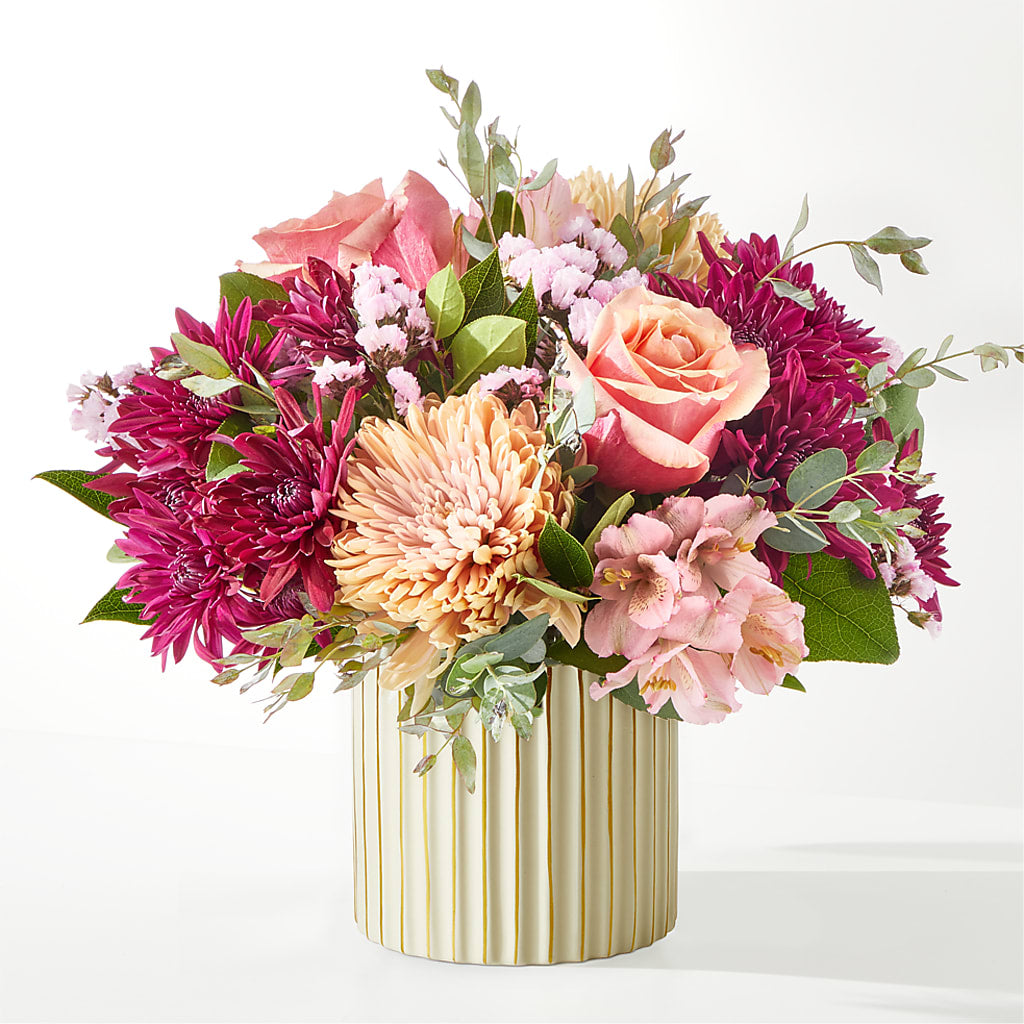 Berry Cobbler Bouquet with Ivory Vase – COUNTRY PEDDLER FLORAL & GIFT, Savanna IL