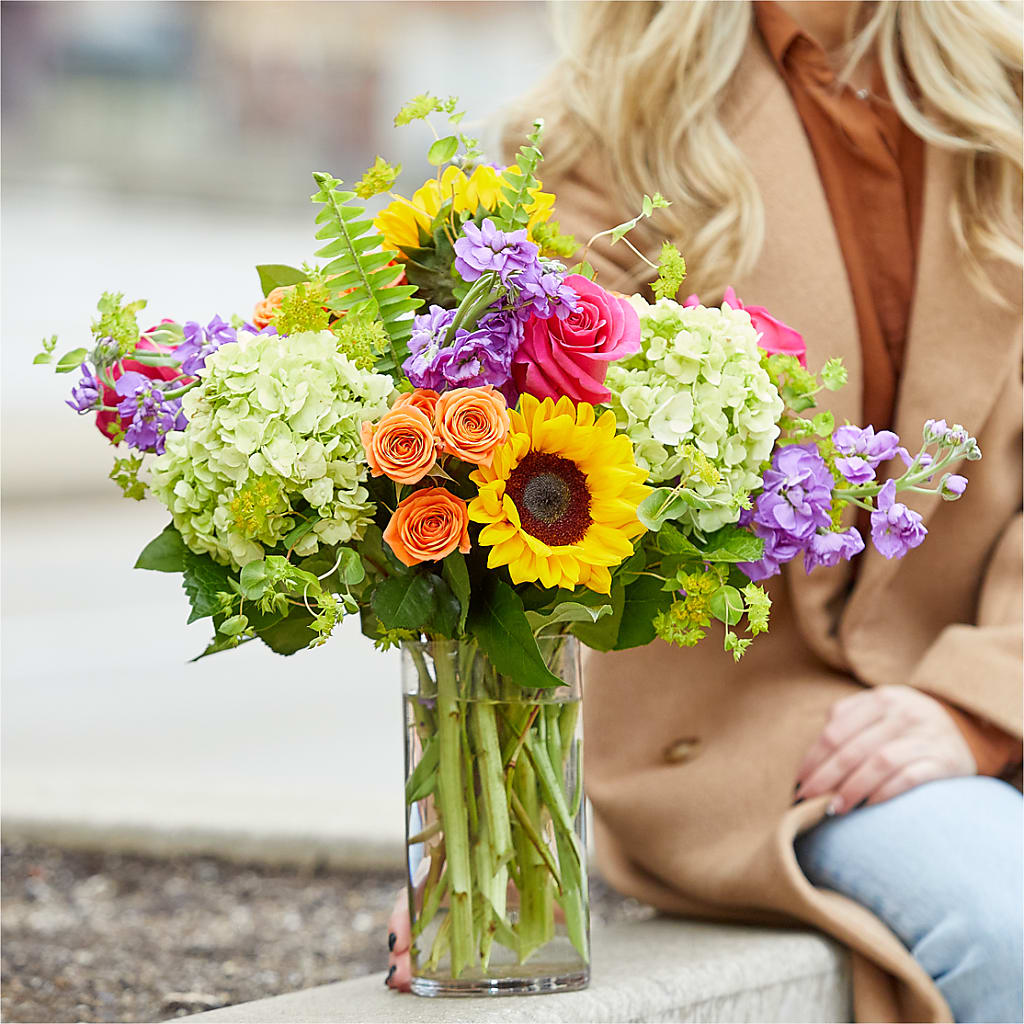 Vibrant Greetings Bouquet – COUNTRY PEDDLER FLORAL & GIFT, Savanna IL