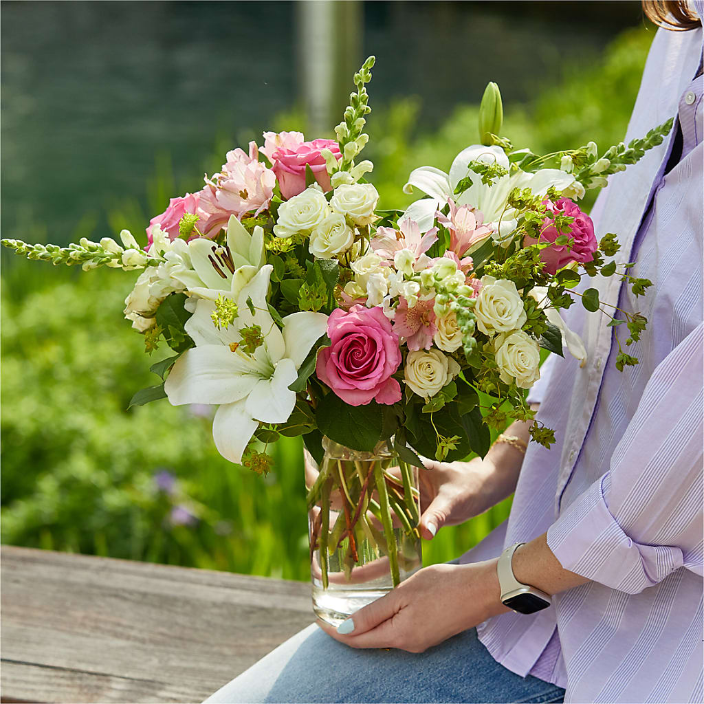 Fondly Bouquet – COUNTRY PEDDLER FLORAL & GIFT, Savanna IL