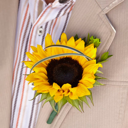 Free Spirit Boutonniere – COUNTRY PEDDLER FLORAL & GIFT, Savanna IL